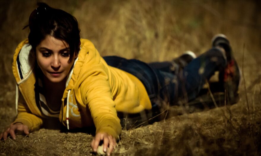 Sinopsis Film NH10 (2015) lengkap