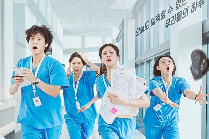 Resident Playbook: Kisah Seru Dokter Residen Muda di Tengah Realita Dunia Medis