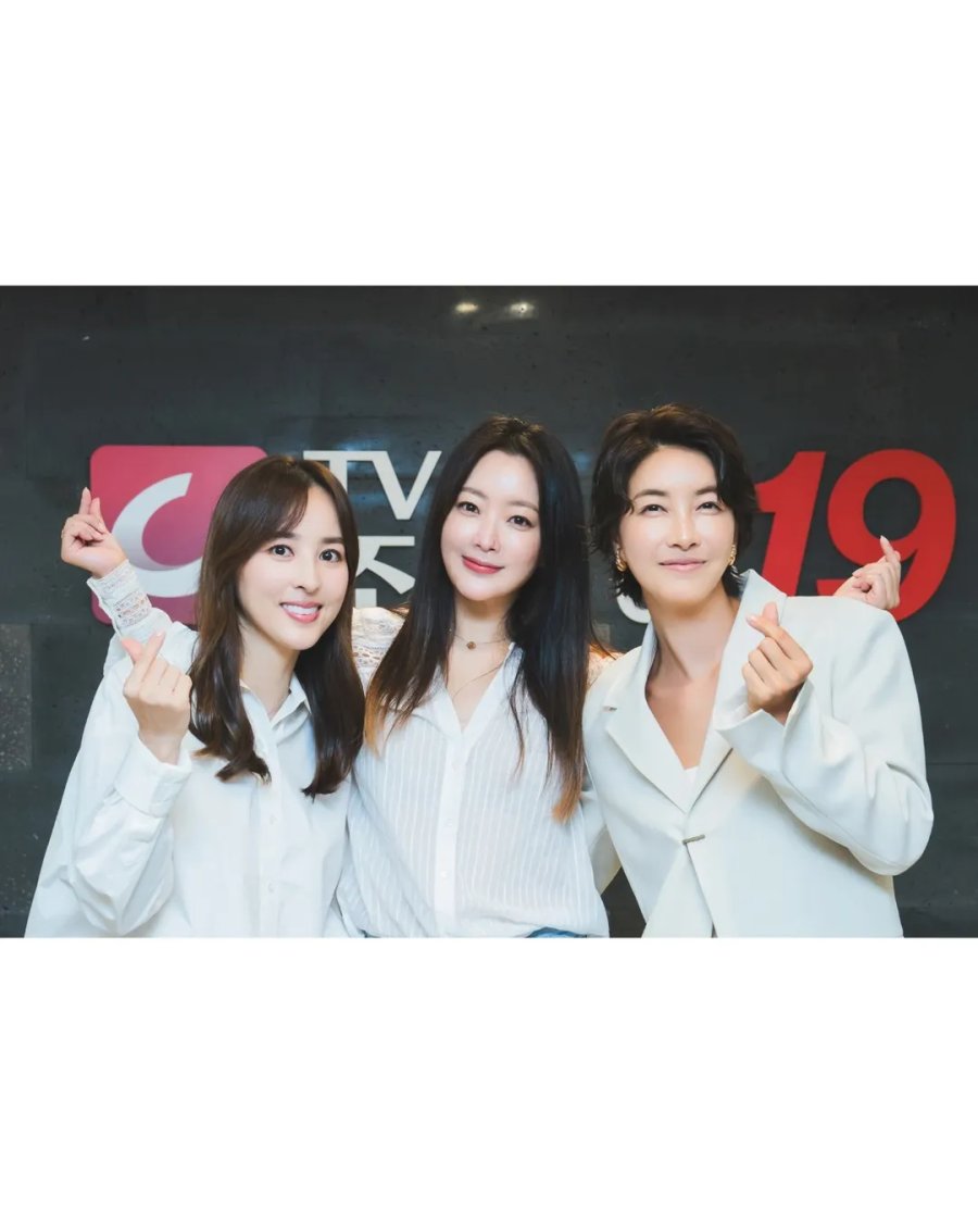 Sinopsis Don’t Call Me Ma’am (2025) – Drama Kehidupan Perempuan 30–40an yang Penuh Kekacauan, Ambisi, dan Kenyataan Pahit