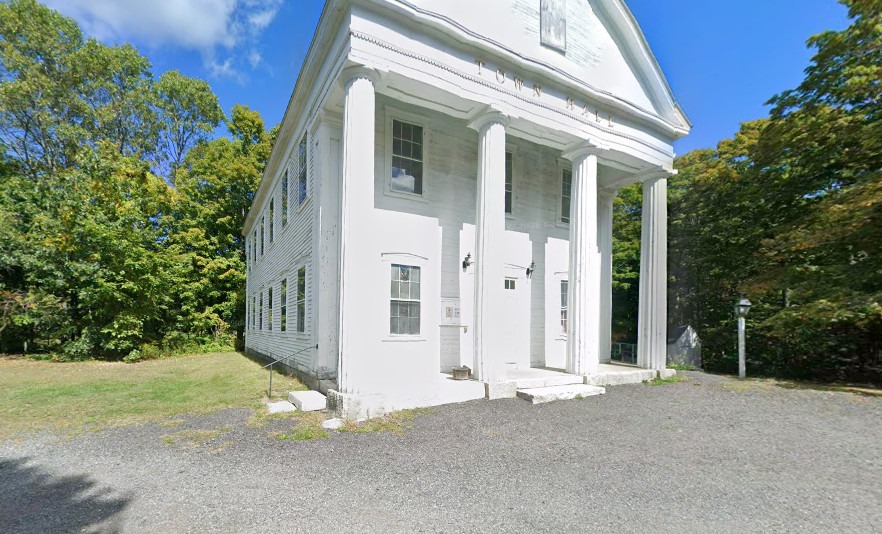 Shirley Center Town Hall in Middlesex County