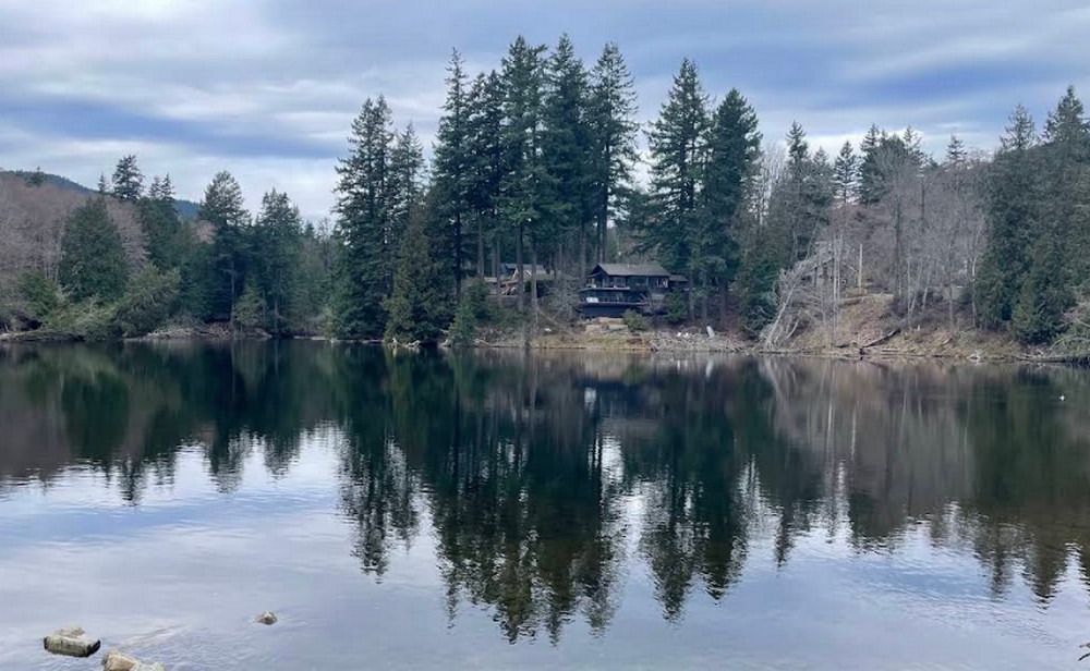 Every Year After Filming Locations: A Complete Guide to Barry's Bay in British Columbia 5 Lagoon Causeway