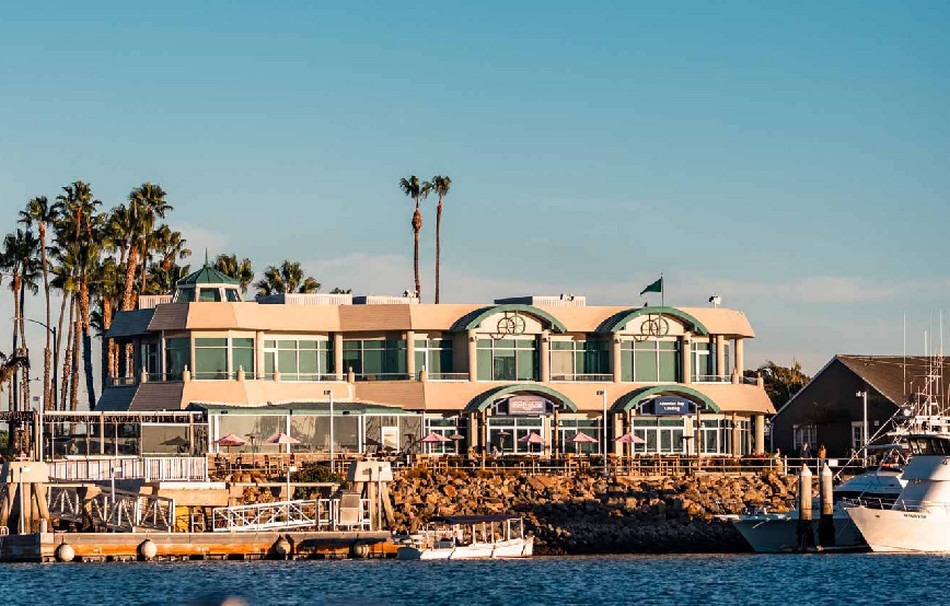 Boathouse on the Bay 3