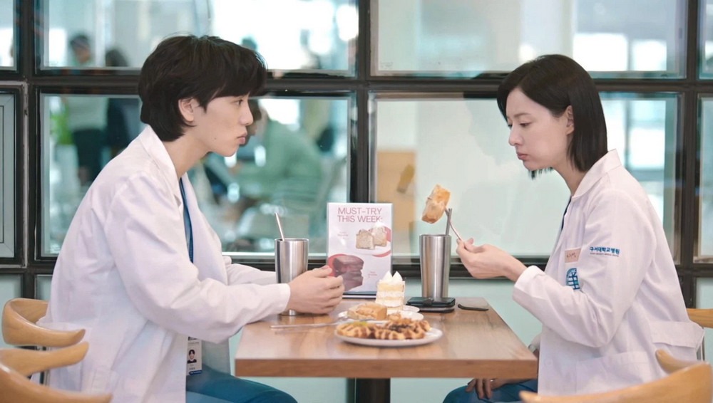 Doctor X: Mafia in White Episode 2 Recap & Review: A Surgeon Who Clocks Out on Time and Still Steals the Spotlight